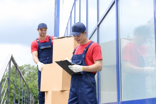 Organised short-term storage facility in Nineelms with flexible access