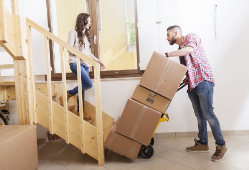 Flexible secure storage space in Nineelms for household belongings